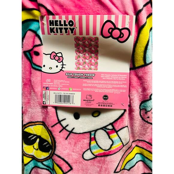 Hello kitty and friends Easter bundle 50 x70 tie-dye rainbow throw ,bowling set - Picture 6 of 8